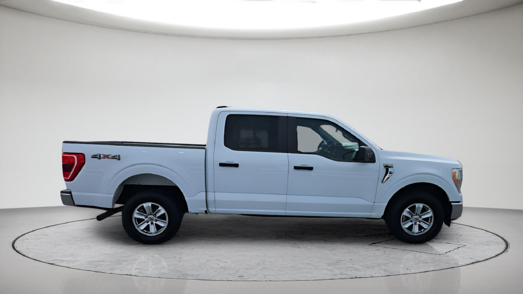 Used 2022 Ford F150 XLT w/ Trailer Tow Package AWD/4WD image 6