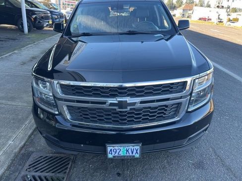 Used 2018 Chevrolet Tahoe LT w/ Luxury Package image 2