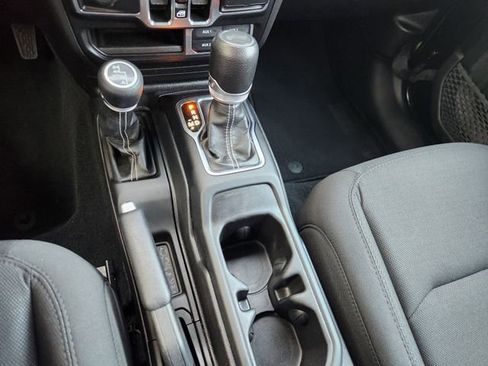 Used 2023 Jeep Wrangler Sahara w/ Cold Weather Group image 17