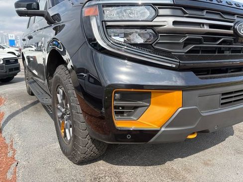 Used 2025 Ford Expedition Tremor image 28