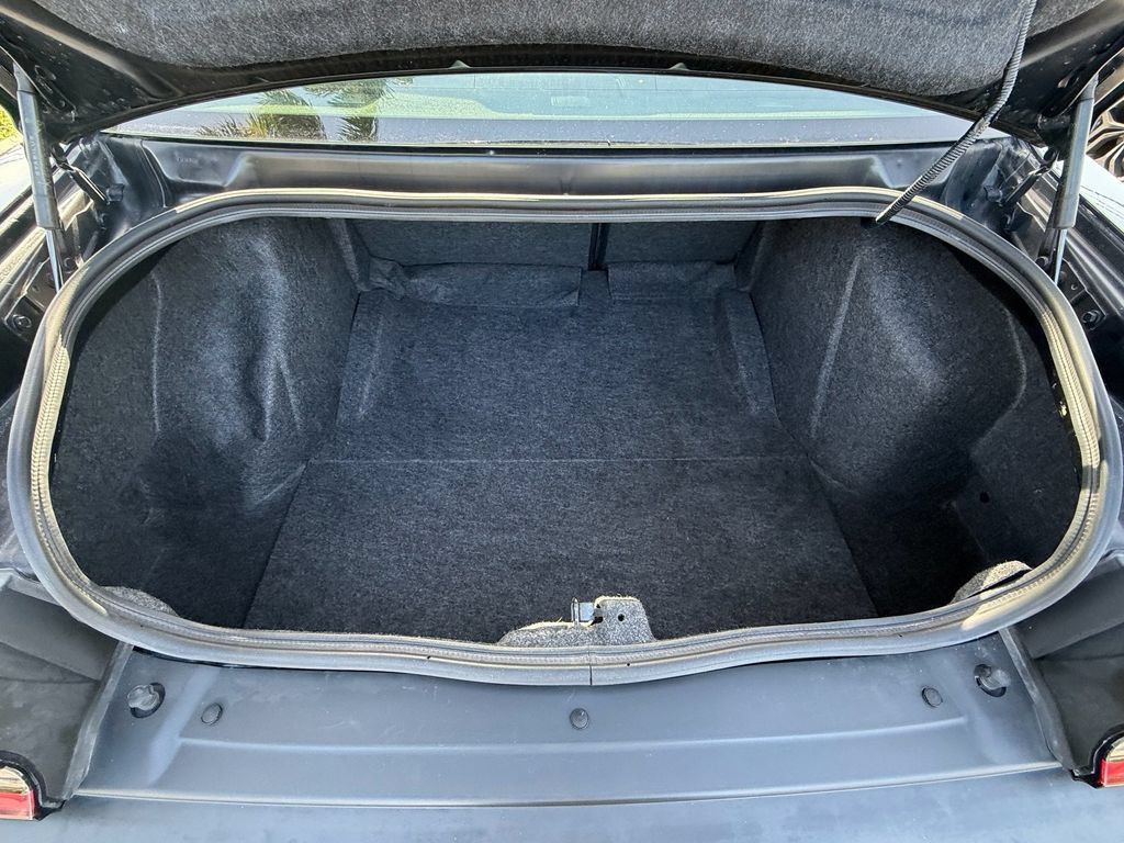 Used 2022 Dodge Challenger R/T Scat Pack RWD image 12