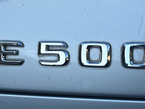 Used 2005 Mercedes-Benz E 500 4MATIC Sedan image 49