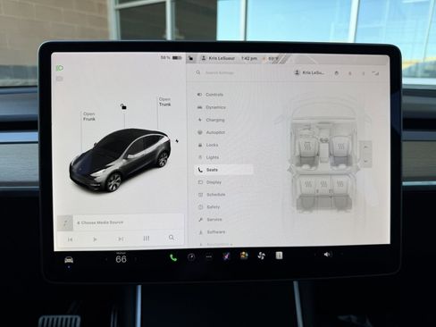 Used 2020 Tesla Model Y Long Range image 20