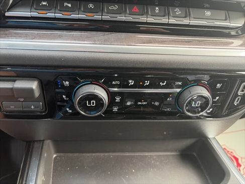 Used 2026 Chevrolet Silverado 1500 LTZ AWD/4WD image 23