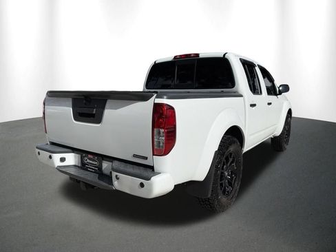 Used 2021 Nissan Frontier SV w/ Midnight Edition Floor Mats RWD image 13