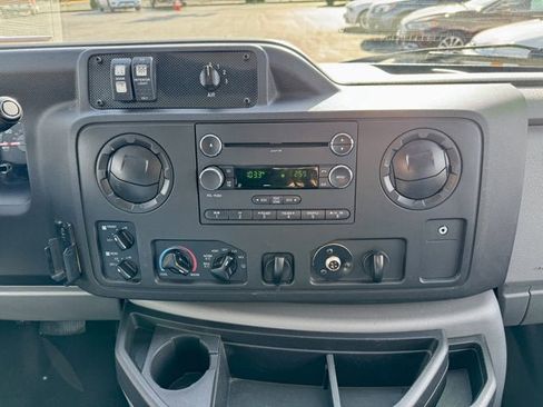 Used 2013 Ford E-350 and Econoline 350 Super Duty w/ Shuttle Bus Prep Pkg image 20
