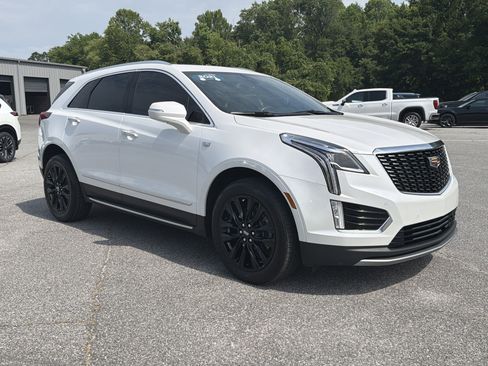 Used 2021 Cadillac XT5 Premium Luxury FWD image 8