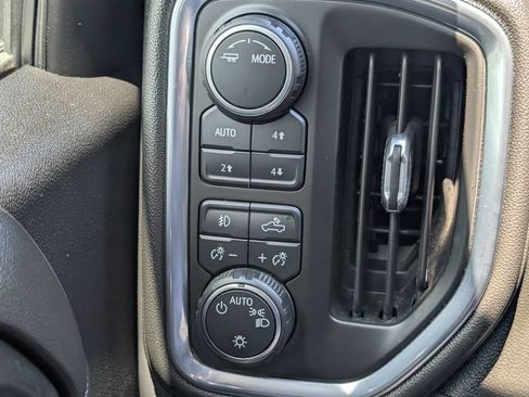 Used 2021 Chevrolet Silverado 1500 RST AWD/4WD image 11