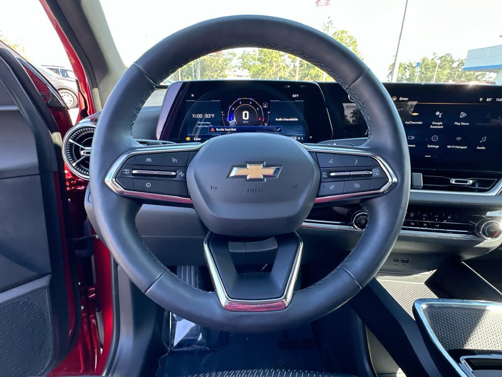 Certified 2026 Chevrolet Equinox LT w/ Safety and Technology Package FWD image 11