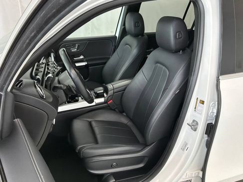 Used 2023 Mercedes-Benz GLB 250 image 25