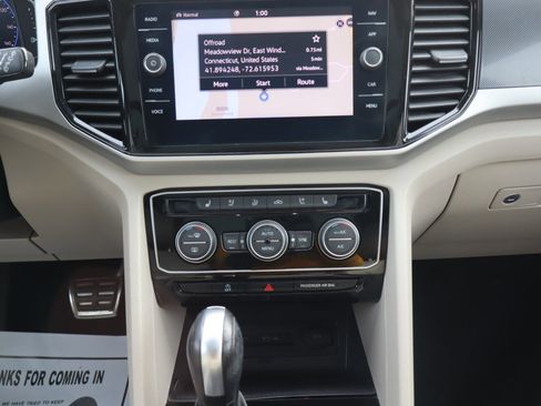 Used 2021 Volkswagen Atlas SEL Premium image 12