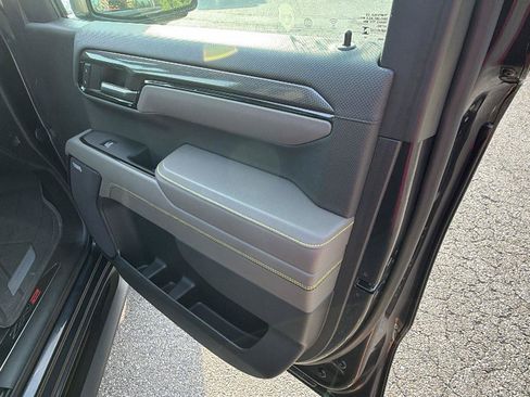 Used 2023 Chevrolet Silverado 1500 ZR2 w/ Technology Package AWD/4WD image 17