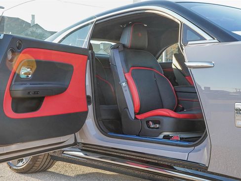 New 2026 Rolls-Royce Spectre image 44