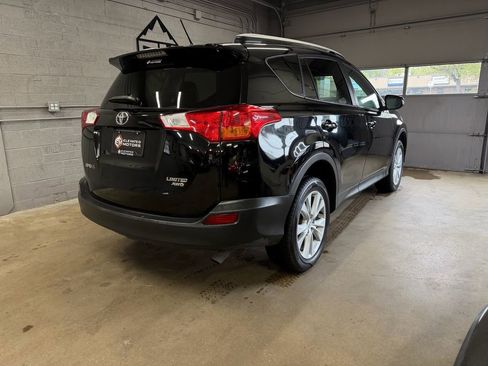 Used 2015 Toyota RAV4 Limited AWD/4WD image 5
