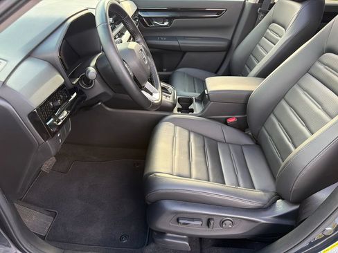 Used 2025 Honda CR-V EX-L image 11