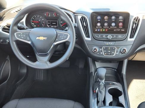 Used 2024 Chevrolet Malibu LT FWD image 29