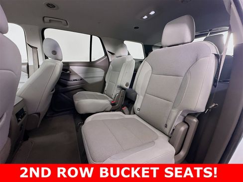 Used 2021 Chevrolet Traverse LT image 11