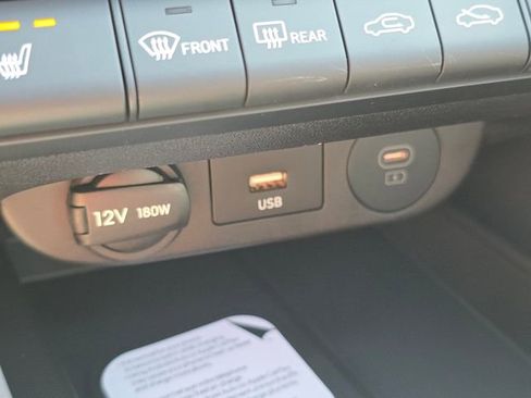 New 2026 Hyundai Elantra Limited FWD image 31