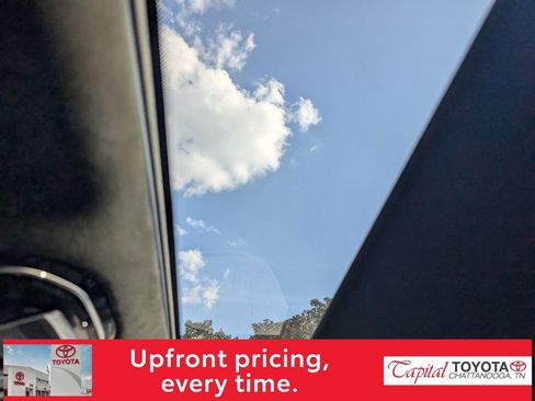 Used 2022 Jeep Grand Wagoneer Series II image 24