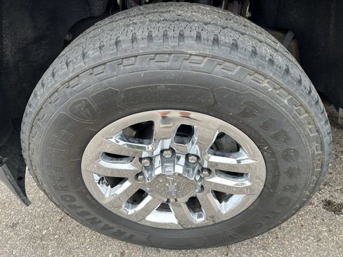 Used 2018 Chevrolet Silverado 3500 High Country w/ Duramax Plus Package AWD/4WD image 16