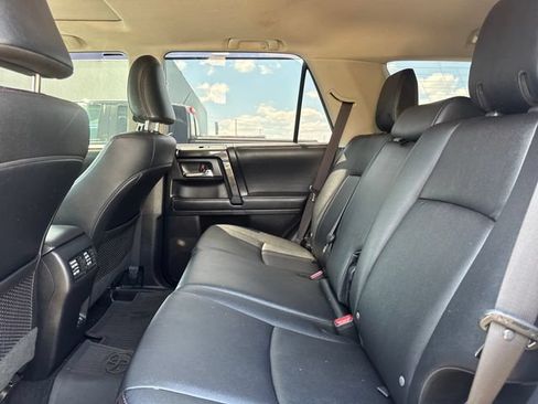 Used 2022 Toyota 4Runner TRD Off-Road Premium AWD/4WD image 11