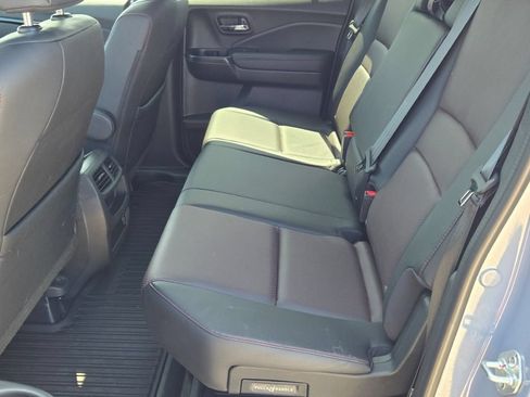 Used 2023 Honda Ridgeline Black Edition image 18