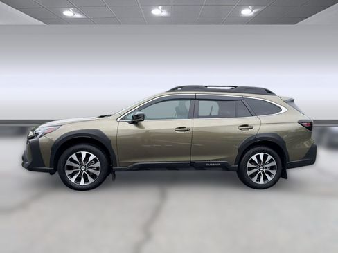 Used 2024 Subaru Outback Limited XT AWD/4WD image 2