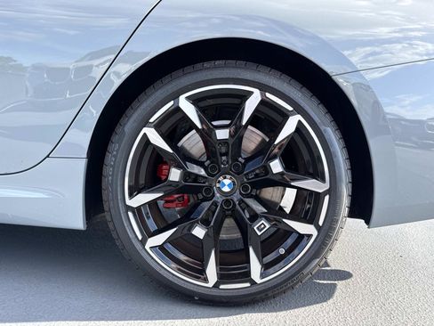 New 2026 BMW 330i Sedan w/ M Sport Package RWD image 10