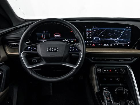 Used 2025 Audi Q5 Premium w/ Convenience Package AWD/4WD image 19