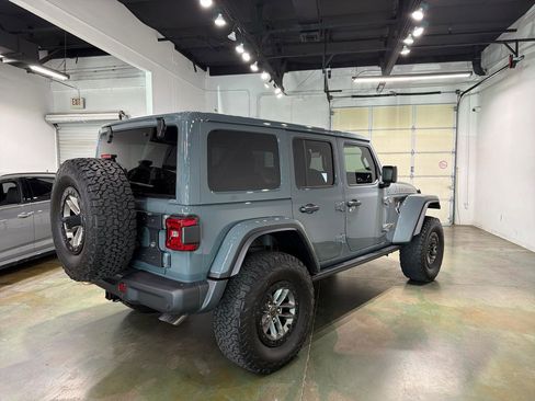 Used 2025 Jeep Wrangler Unlimited Rubicon 392 AWD/4WD image 8