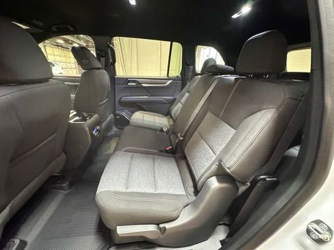 New 2025 GMC Acadia Elevation w/ Black Edition image 19