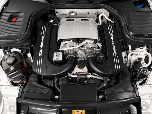 Used 2020 Mercedes-Benz GLC 63 AMG 4MATIC Coupe image 29