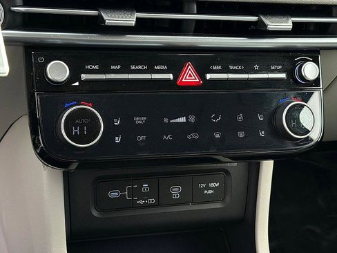 Certified 2025 Hyundai Tucson Limited image 15