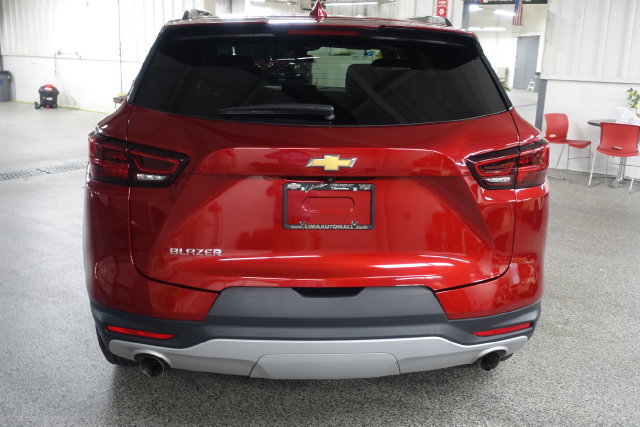 Used 2024 Chevrolet Blazer LT w/ Convenience Package FWD image 6