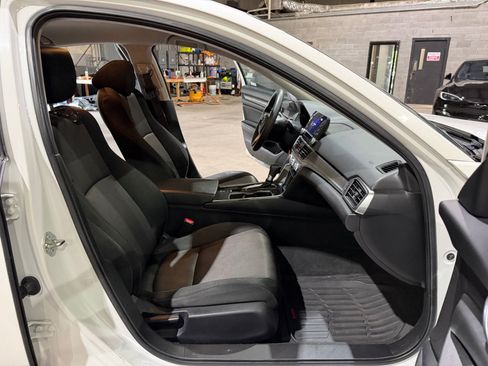 Used 2020 Honda Accord LX image 25