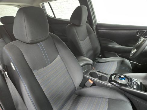 Used 2020 Nissan Leaf SV Plus w/ SV All Weather Package FWD image 47