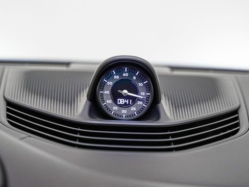 Certified 2025 Porsche Taycan image 23