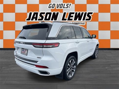 Used 2024 Jeep Grand Cherokee Overland w/ Luxury Tech Group IV image 4