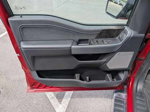 Certified 2022 Ford F150 Lariat AWD/4WD image 6