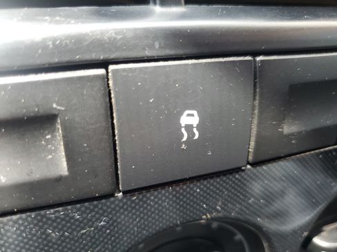 Used 2010 Ford Explorer Sport Trac XLT RWD image 18