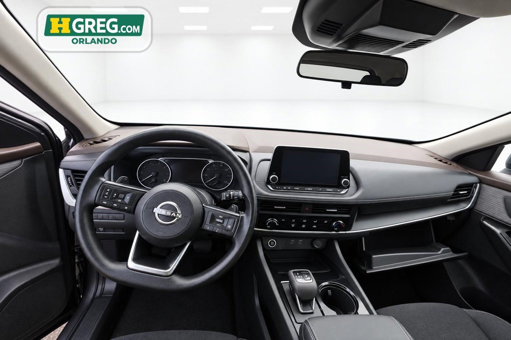 Used 2023 Nissan Rogue S FWD image 14
