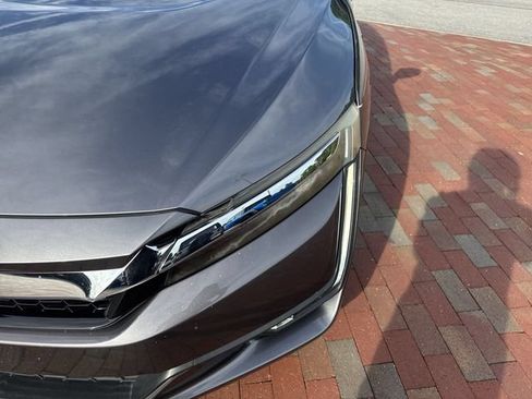 Used 2018 Honda Clarity Touring image 23
