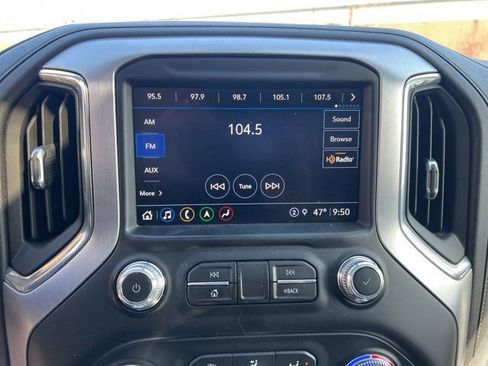 Used 2021 GMC Sierra 2500 SLT w/ SLT Preferred Package image 27