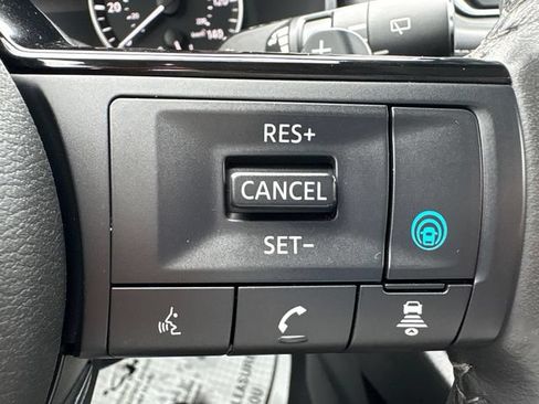 Used 2023 Nissan Rogue SV w/ SV Premium B Package AWD/4WD image 17