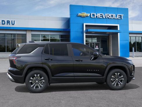 New 2026 Chevrolet Equinox LT w/ Convenience Package II image 5