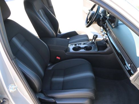 Used 2022 Honda Civic Sport image 24