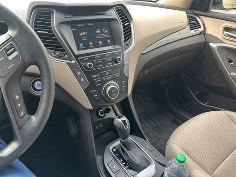 Used 2018 Hyundai Santa Fe Sport w/ 2.4L Value Package 02 image 10
