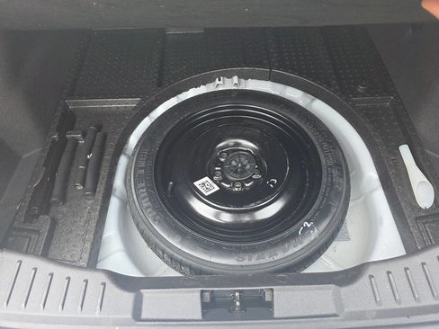 Used 2018 Ford Focus SE image 43