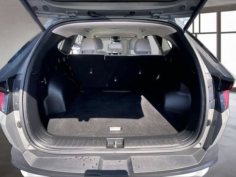 Used 2025 Hyundai Tucson SEL AWD/4WD image 28