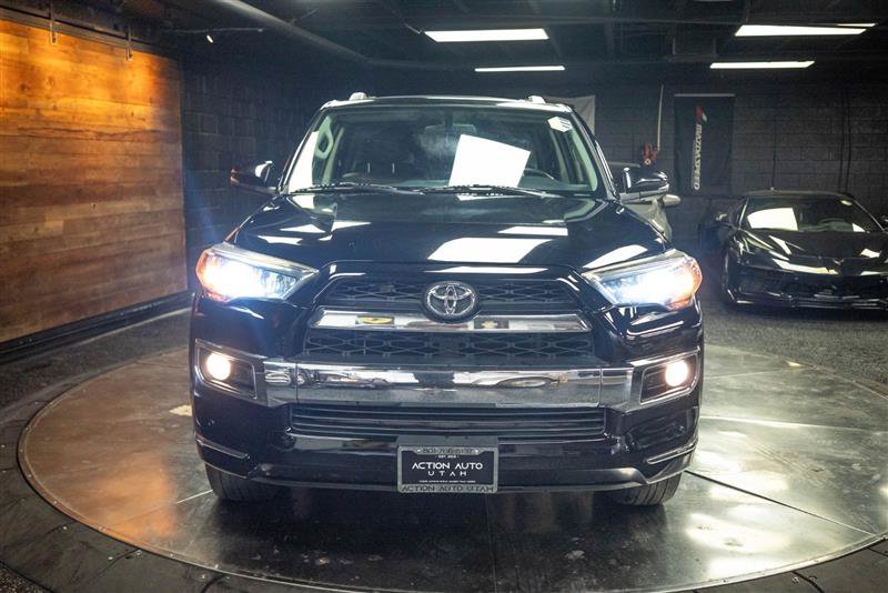 Used 2018 Toyota 4Runner Limited AWD/4WD image 4